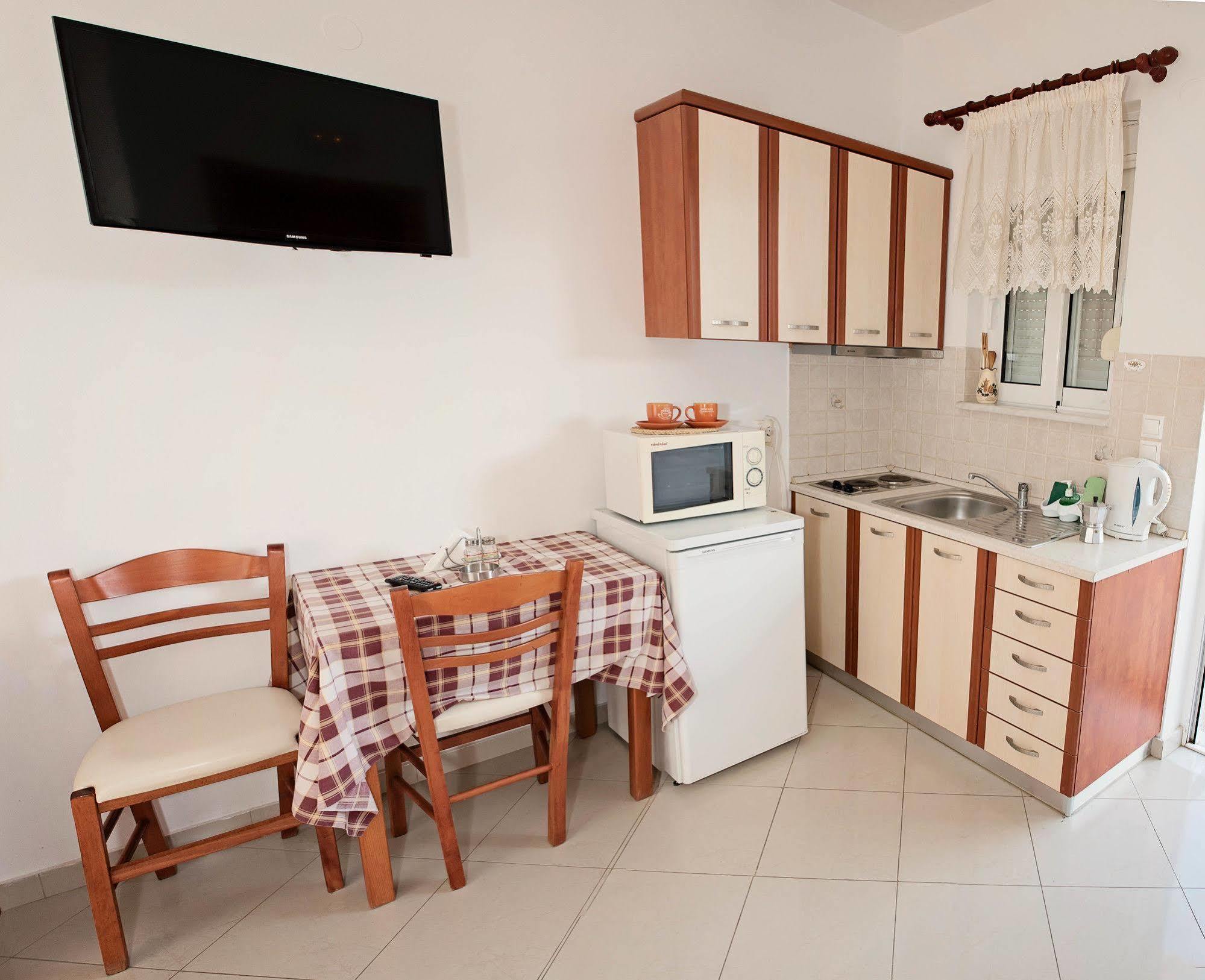 Nephele Apartments Faliráki Kültér fotó